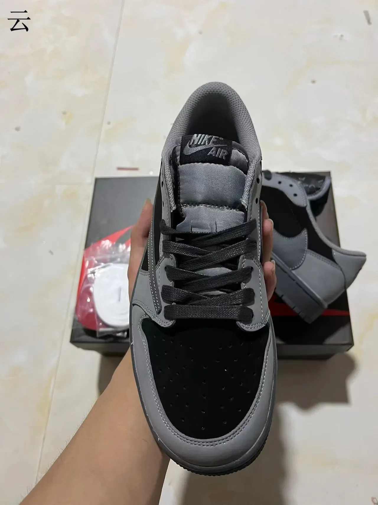 Nike Gray Black Low-Top Layered Overlay Construction Lifestyle Sneakers 3