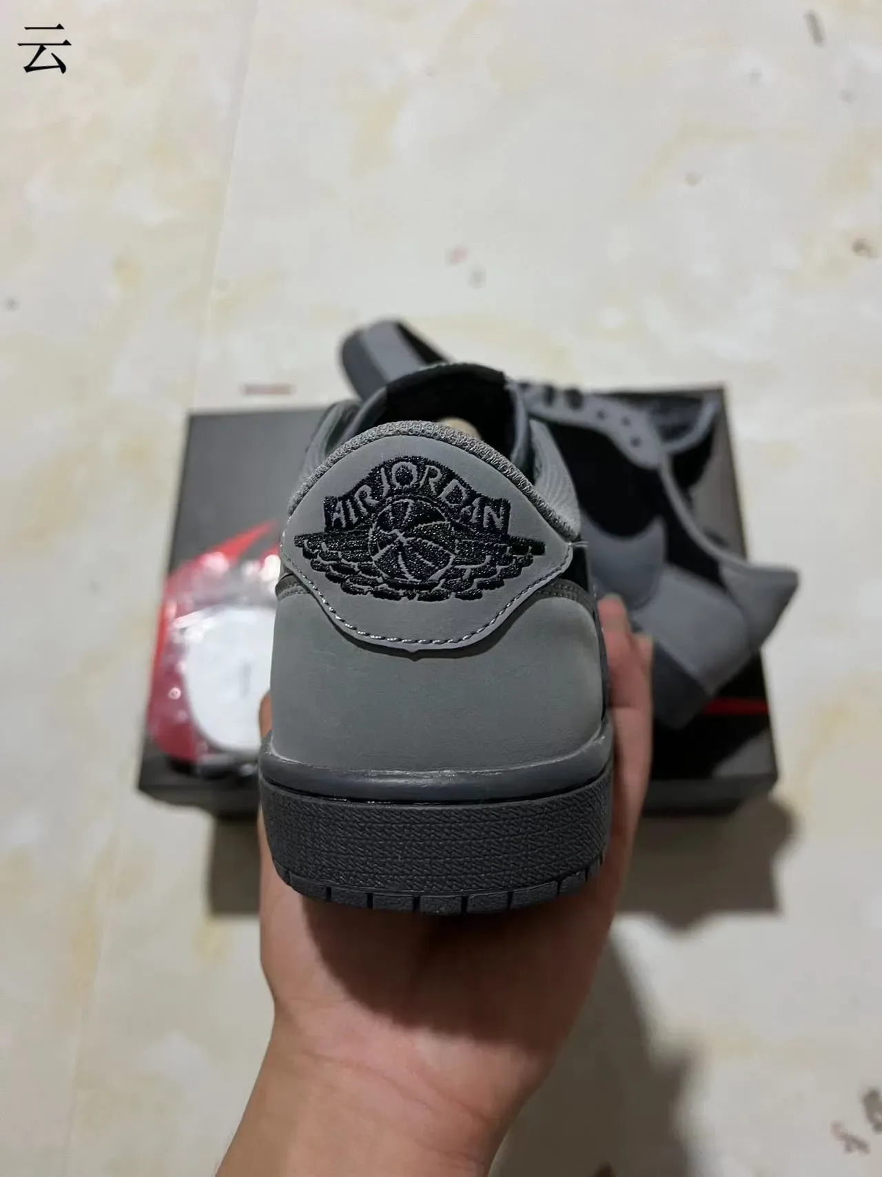 Nike Gray Black Low-Top Layered Overlay Construction Lifestyle Sneakers 8