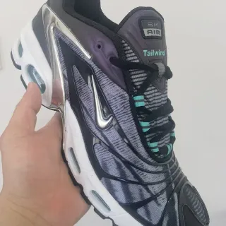 Nike gris negro ondulado sintético jaula sobreposiciones mesclada malla superior zapatillas de running