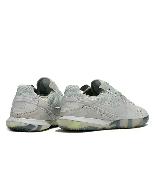 Nike Gray Multicolor Low-Top Mesh-Suede Hybrid Upper Lifestyle Sneakers 4