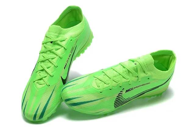 Nike Green Black Low-Cut Synthetic Knit Upper Conical Studs Turf Soccer Shoes 3