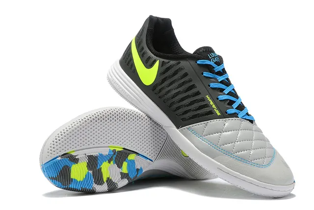 Nike Hypervenom Noir Gris Embout d'orteil Matelassé Style Cage Recouvrement du mi-pied Chaussures de football intérieur 4