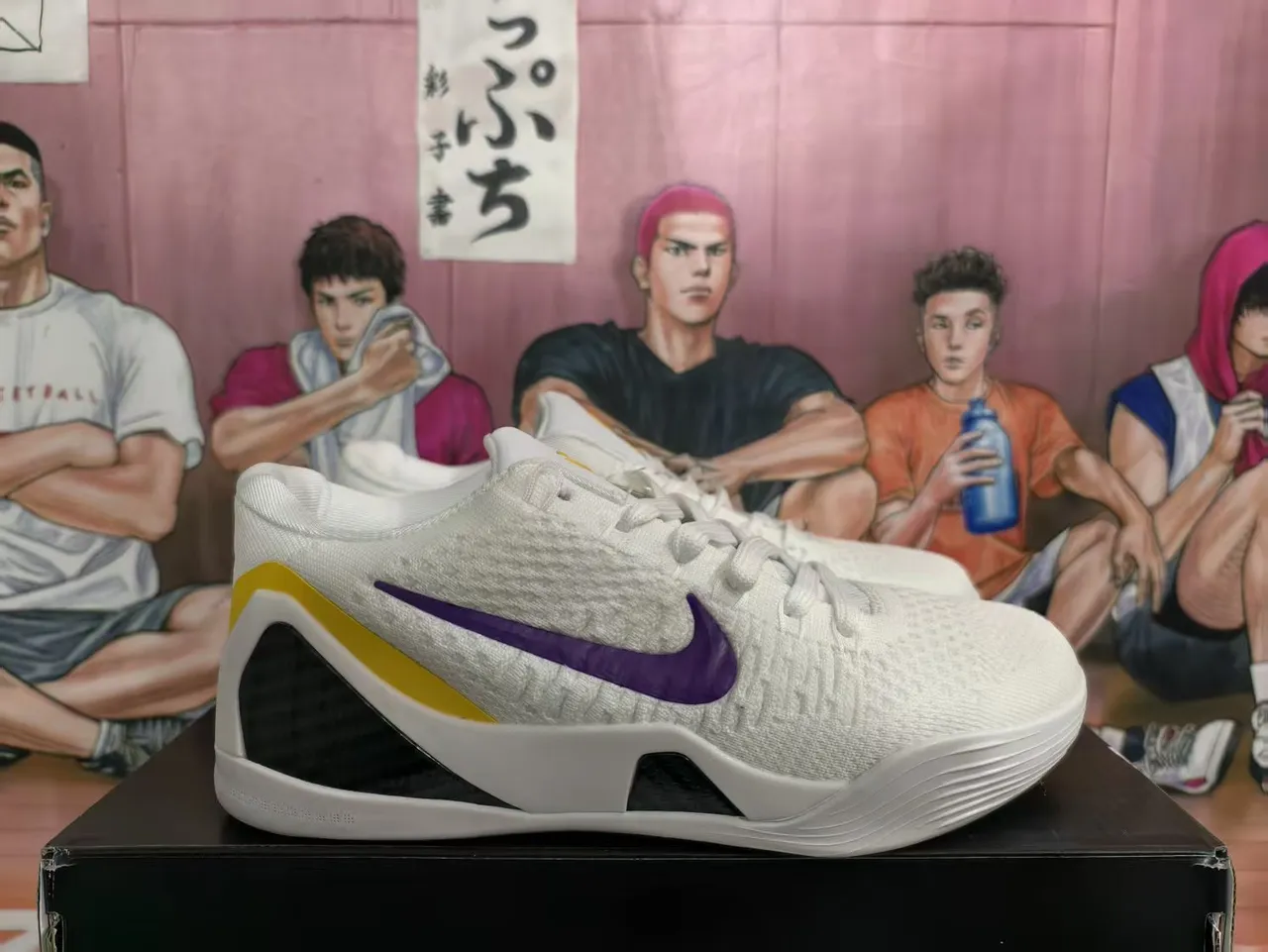 Nike Kobe 4 Protro White Purple Yellow Chaussures de Basketball 4