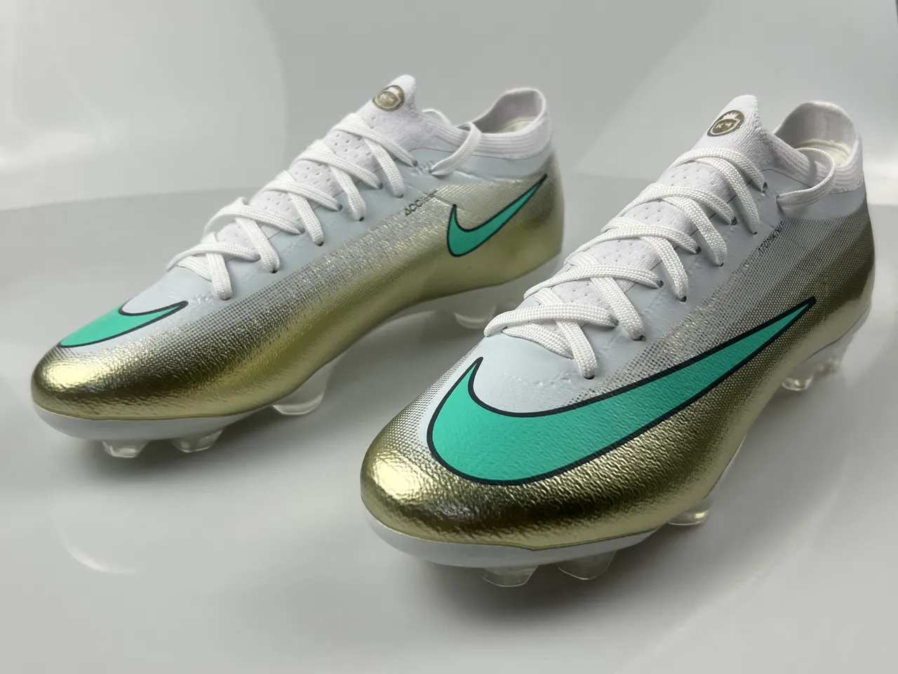 Nike Mercurial Vapor Gold Green Metallic Overlay Mint Swoosh Firm-Ground Soccer Shoes 2