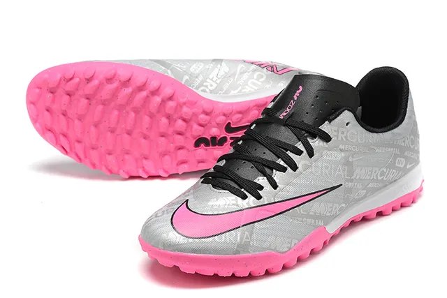Nike Mercurial Vapor Silver Pink Chaussures de football turf à coupe basse avec upper synthétique et impression graphique répétée 7