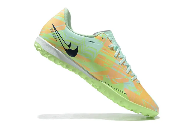 Nike Multicolor Verde Bajo Corte Superior Sintética Impresión Abstracta Turf Zapatos de Fútbol 3