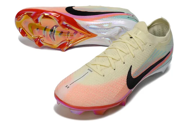 Nike Multicolor Knit Upper Iridescent TPU Heel Counter Firm-Ground Soccer Shoes 3