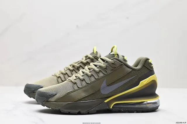 Nike Olive Green and Yellow Air Cushion Lifestyle Sneakers 7