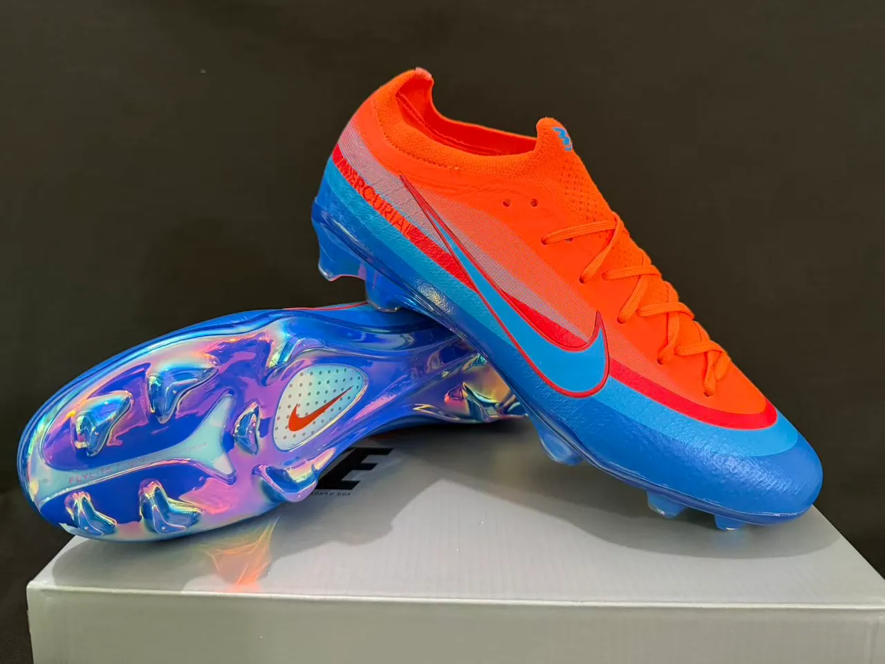 Nike Orange Blue Low-Cut Sock-Fit Upper Translucent Iridescent Heel Counter Firm-Ground Soccer Shoes 9