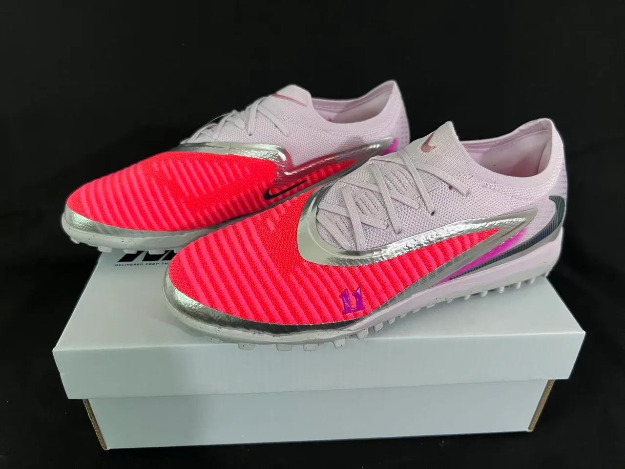 Nike Orange Rose Tricot Supérieur Réfléchissant Argent Swoosh Gazon Football Chaussures 17
