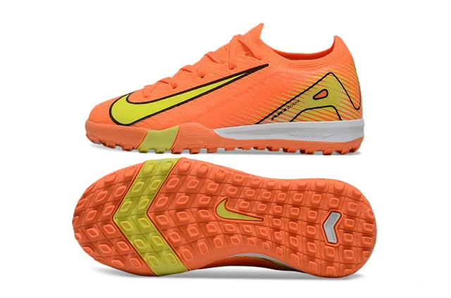 Nike Chaussures de football turf avec upper en maille orange et jaune, col low-cut 6