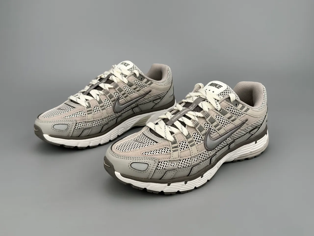 Nike P-6000 Zapatillas de running gris de malla y sintéticas 9