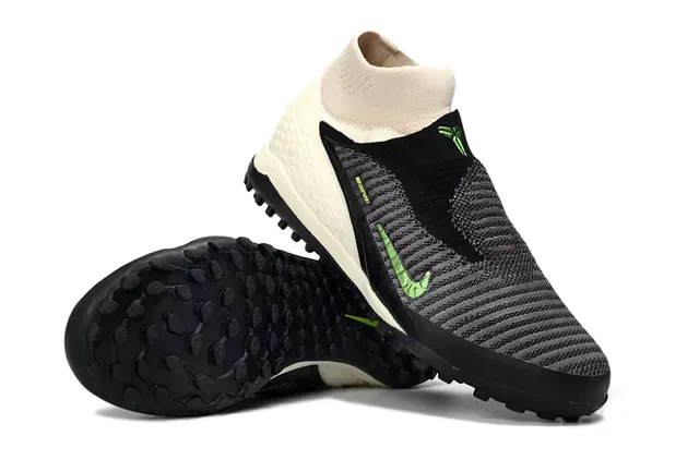 Nike Phantom GT Beige Black Sapatos de futebol turf com upper de malha ajustável em meia e overlay sintético 3