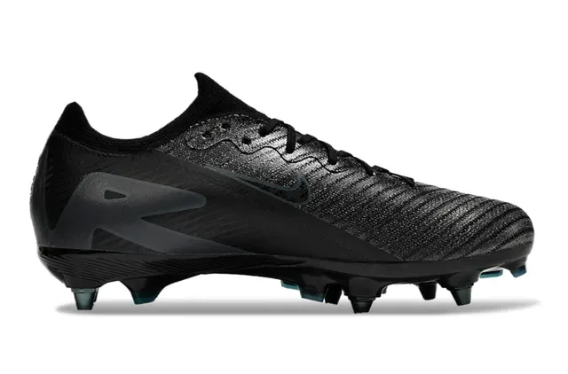 Nike Phantom GT Black Blue Knit Upper Molded FG Studs Firm-Ground Soccer Shoes 7
