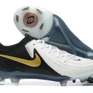 Nike Phantom GT أحذية كرة القدم للأرض الصلبة