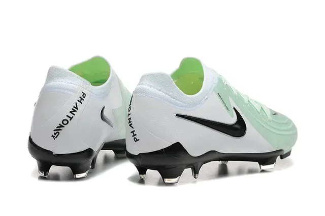 Nike Phantom GT Chaussures de Football Blanc et Vert Upper Tricot Lacets Asymétriques Firm-Ground 2