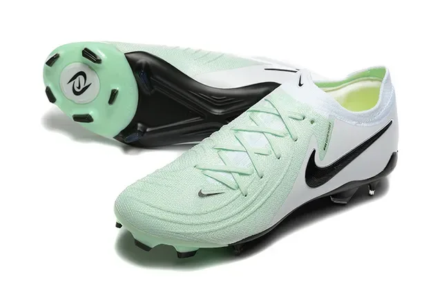 Nike Phantom GT Chaussures de Football Blanc et Vert Upper Tricot Lacets Asymétriques Firm-Ground 7