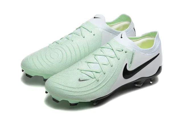 Nike Phantom GT Chaussures de Football Blanc et Vert Upper Tricot Lacets Asymétriques Firm-Ground 8