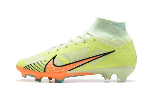 Nike Phantom GT Chaussures de football Jaune Orange Upper à encolure haute Ajustement de chaussette Flyknit Construction Surface artificielle 10
