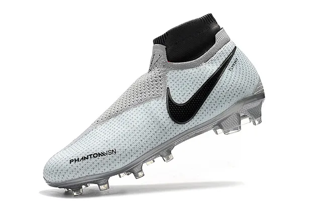 Nike Phantom VSN رمادي أسود كولار سوك فيت مثقب فلايك نيت علوي أحذية كرة القدم للأرض الصلبة 4