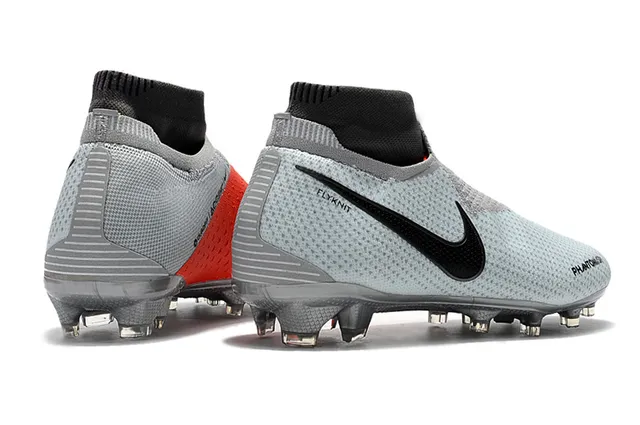 Nike Phantom VSN رمادي أسود كولار سوك فيت مثقب فلايك نيت علوي أحذية كرة القدم للأرض الصلبة 10