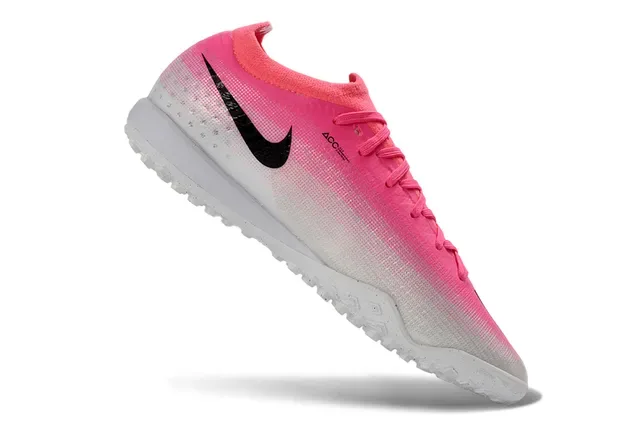 نيك وردي أسود Atomknit Knit Upper Gradient Fade Turf أحذية كرة القدم 2
