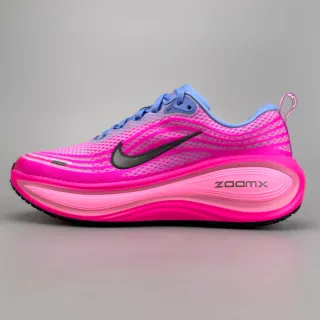 Zapatos de correr Nike con upper de malla de punto rosa y azul, media suela en forma de onda con ZoomX