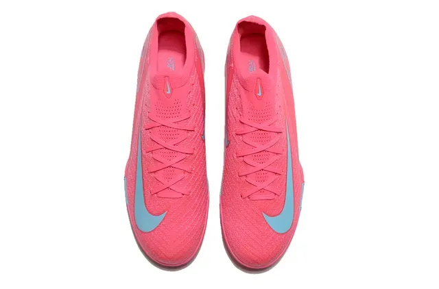 Nike Chaussures de Football Turf Upper en Tricô Langue Intégrée Rose et Bleu 2