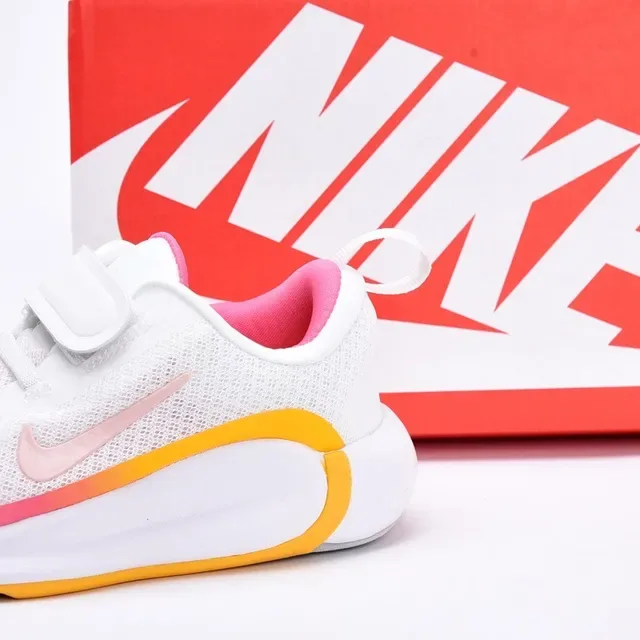 Nike Pink Navy Low-Top Mesh Upper Lifestyle Sneakers 19