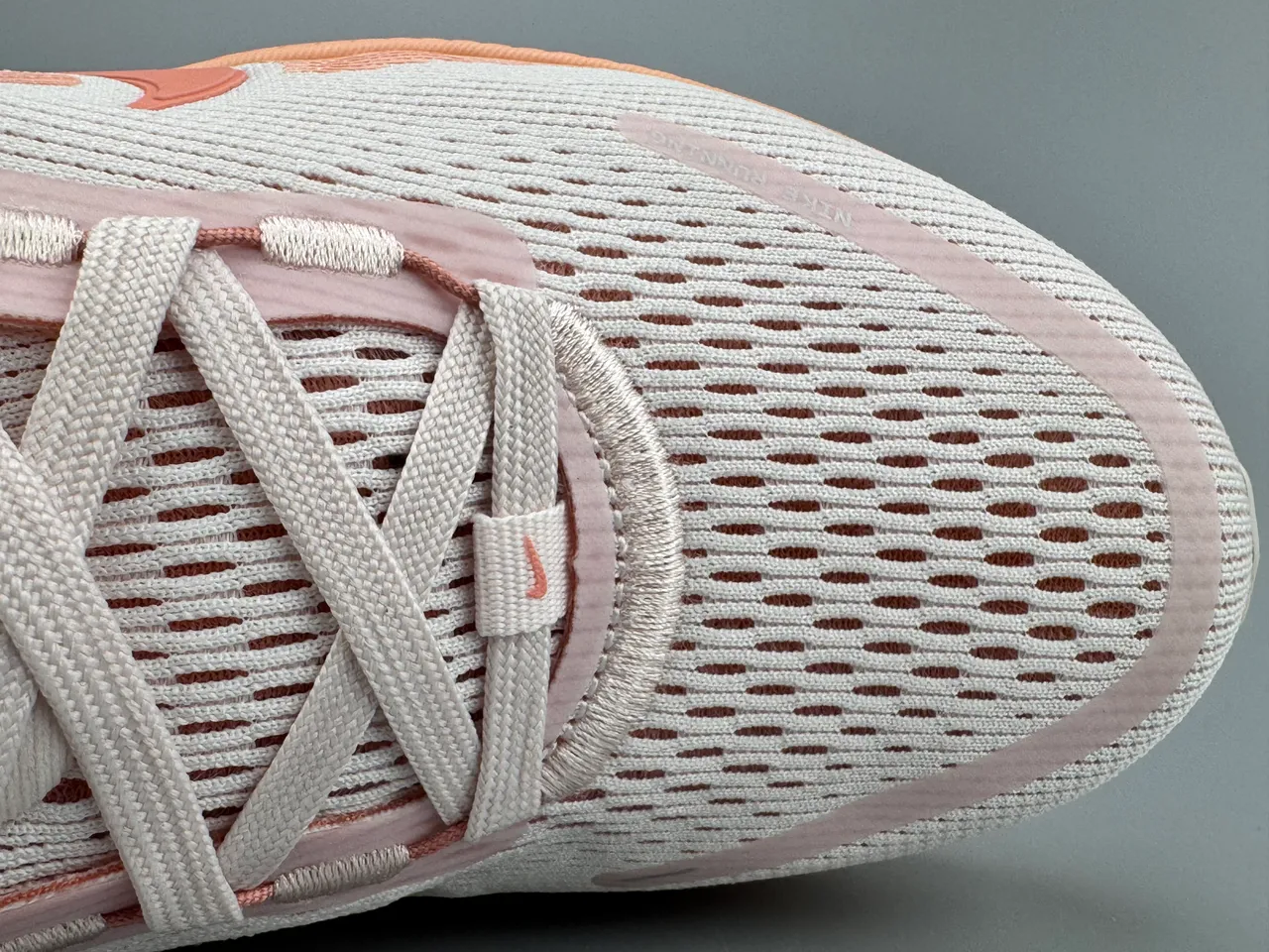Nike Rose Orange Respirant Knit Upper Sculpté ZoomX Semelle intermédiaire Chaussures de course 6