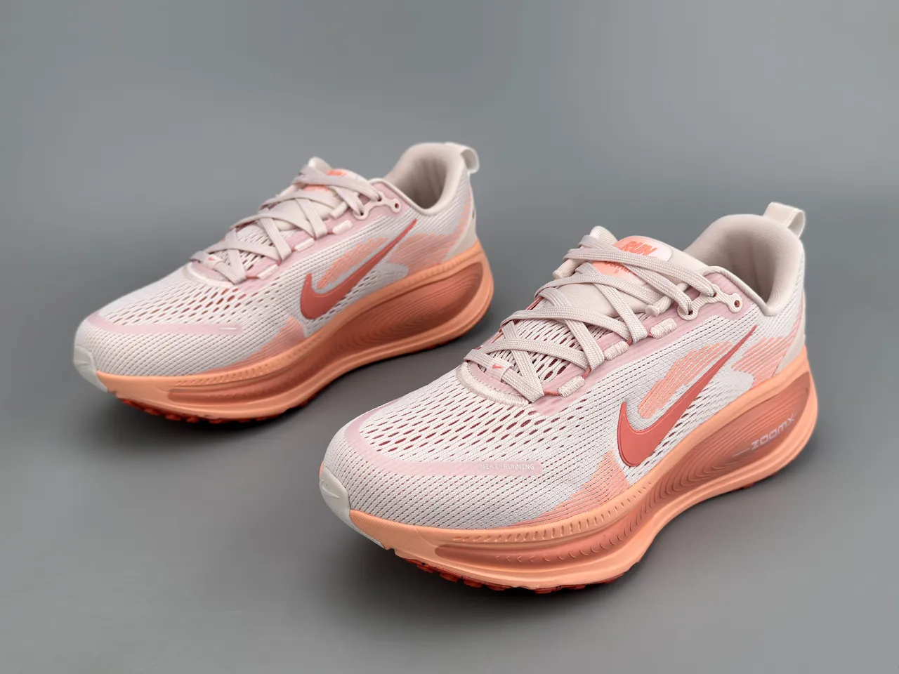 Nike Rose Orange Respirant Knit Upper Sculpté ZoomX Semelle intermédiaire Chaussures de course 9