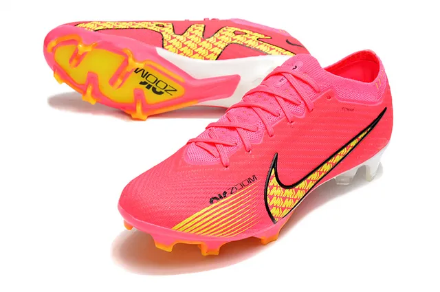 Nike Tênis de futebol com upper de malha rosa amarelo neón sobreposição Swoosh geométrica superfície firme 6