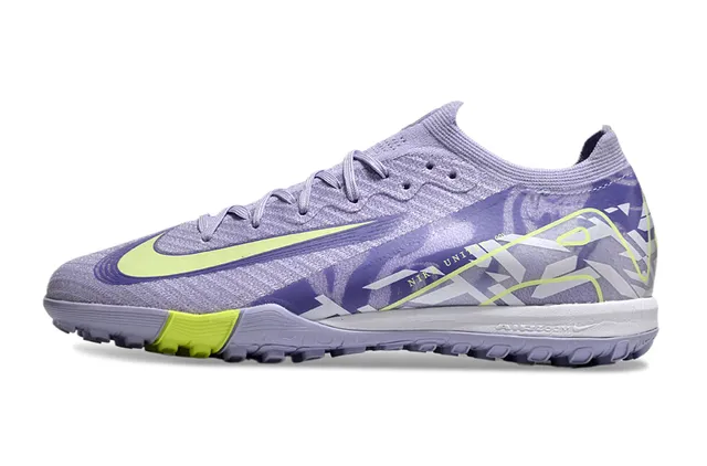 Nike Chaussures de football turf avec upper tricoté violet et jaune, col bas 8