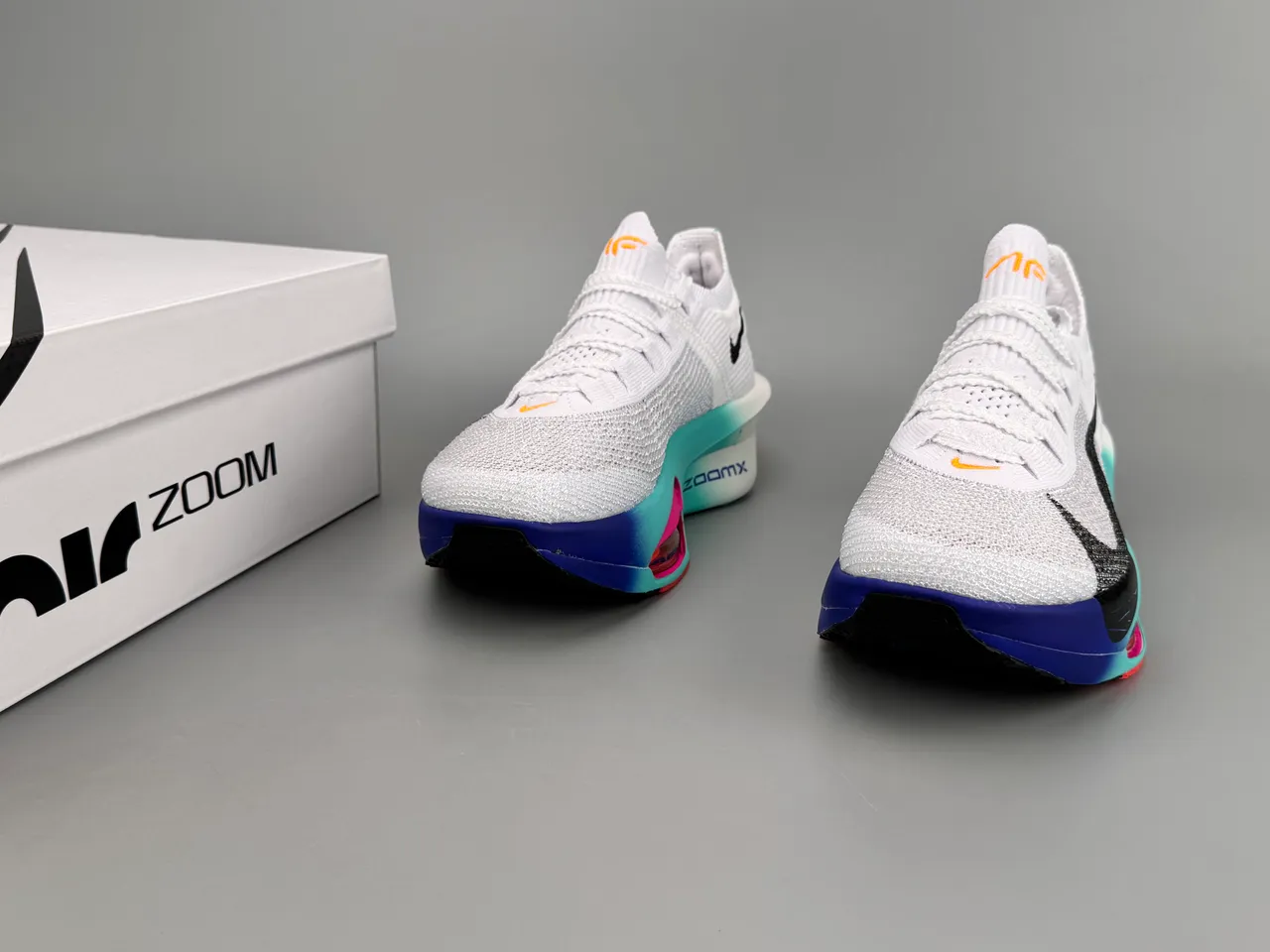 Nike Road Racing AF 2023-03 Tênis de corrida brancos turquesa azul rosa 5