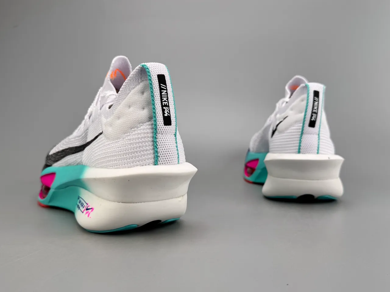 Nike Road Racing AF 2023-03 Tênis de corrida brancos turquesa azul rosa 8