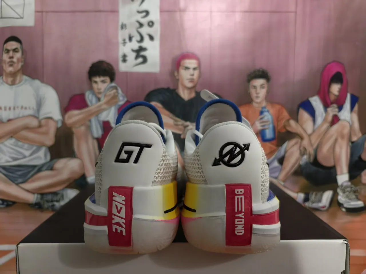 Nike Sabrina 2 Chaussures de Basket Blanc Bleu Orange Arc-en-Ciel Dégradé 4