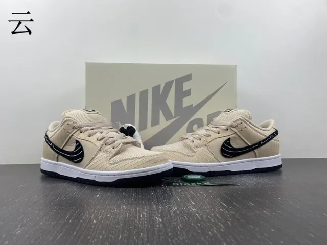Nike SB Dunk Low Beige Black White स्केटबोर्ड जूते 12