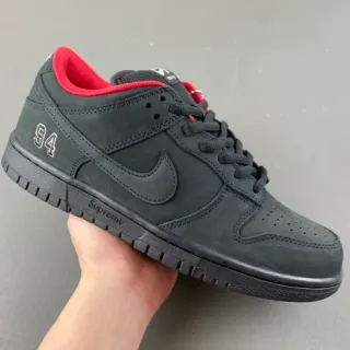 Nike SB Dunk Low Supreme Black Red Skateboard Shoes