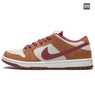 Nike SB Dunk Low Tan 和 Maroon 滑板鞋