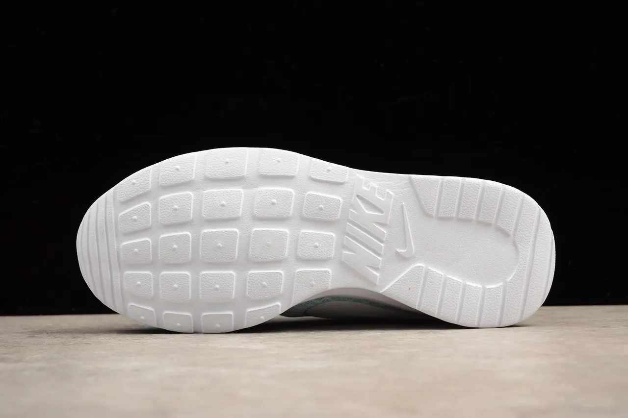 Nike Tanjun Mint Aqua White Lifestyle Sneakers 3