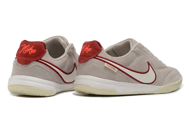 Nike Tiempo Chaussures de football indoor à talons bas en suède beige et rouge 5