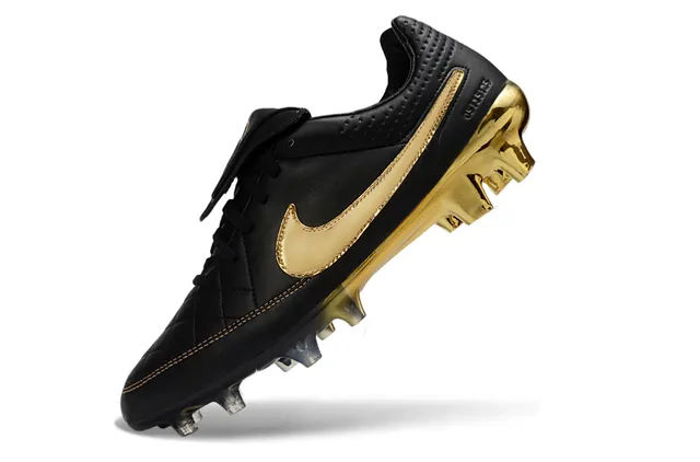 Nike Tiempo Legend White and Gold Firm-Ground Soccer Shoes 4