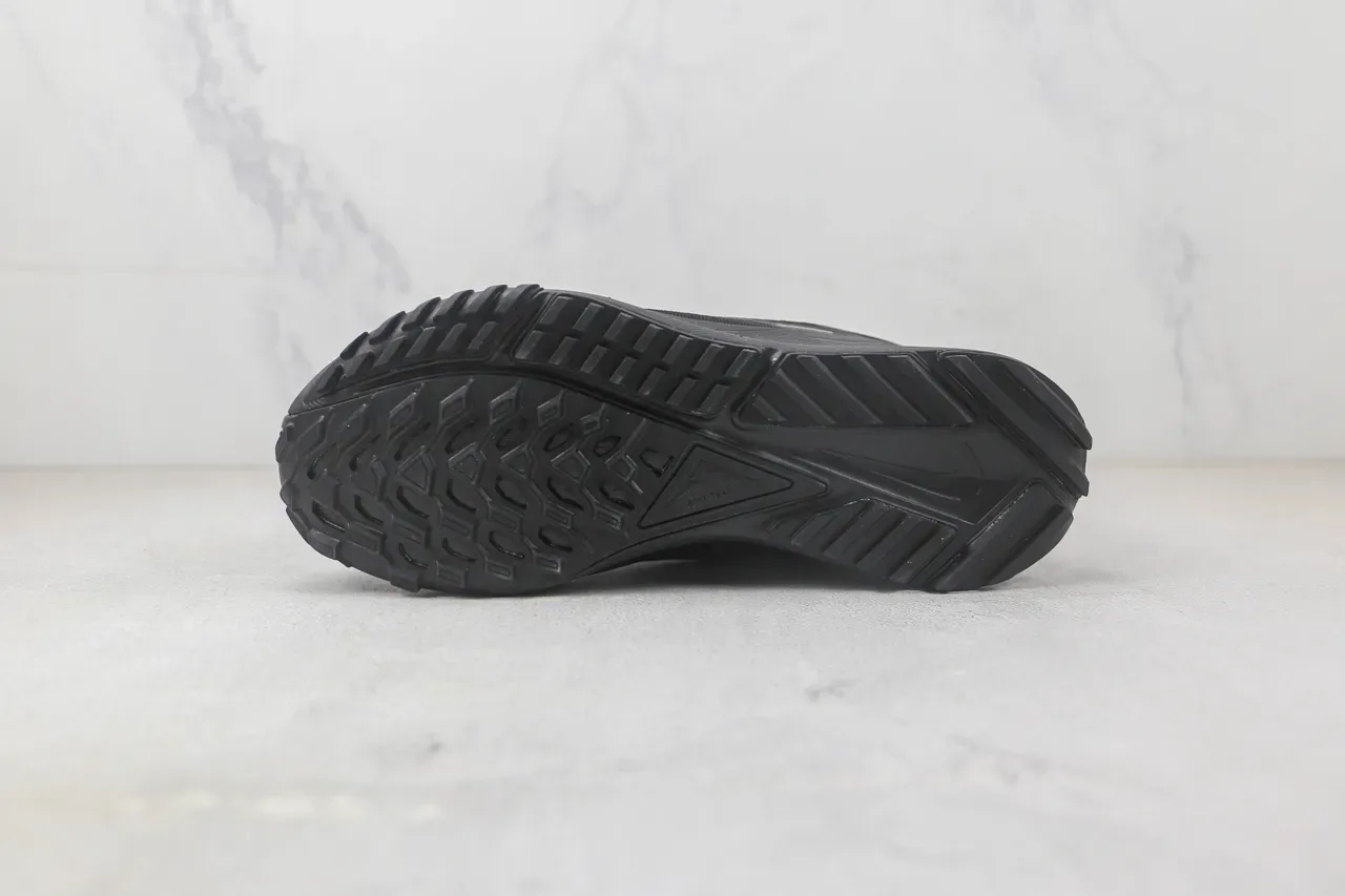 Nike Trail Black Gray Engineered Mesh Upper TPU Cage Overlays Running Shoes 8