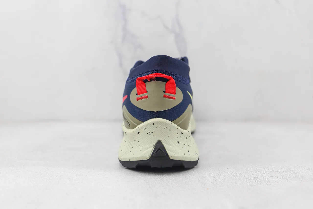 Nike Trail Navy Red Mesh Upper Bold Swoosh Running Shoes 9