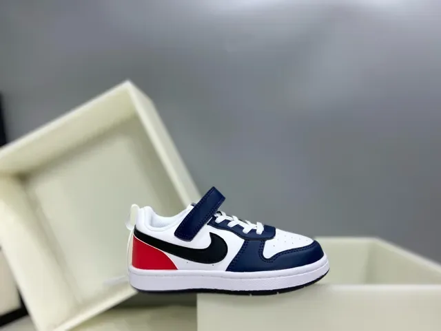Nike White Black Low-Top Dual-Closure Lifestyle Sneakers 5