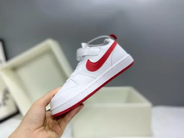 Nike White Black Low-Top Dual-Closure Lifestyle Sneakers 13