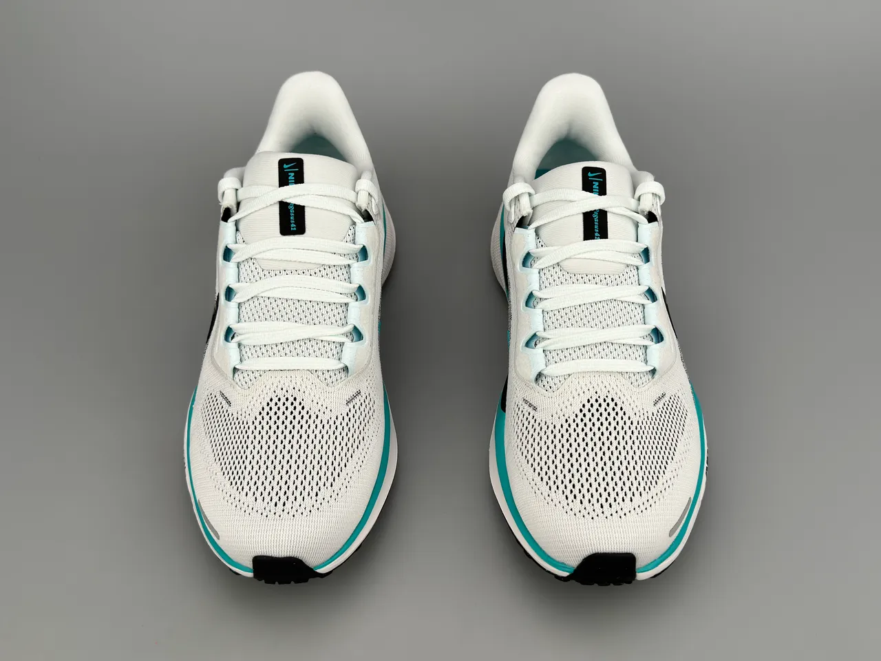 Nike White Blue Engineered Knit Upper Visible Air Zoom Unit Running Shoes 9