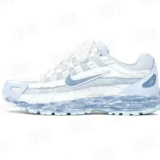 Nike 白蓝 网眼和合成叠层构造 半透明波浪 Air Unit 中底 生活方式运动鞋