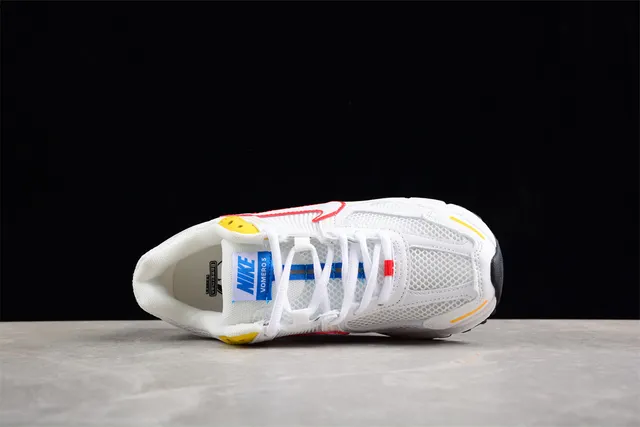 Nike White Multicolor Mesh Upper Layered Synthetic Overlays Running Shoes 4