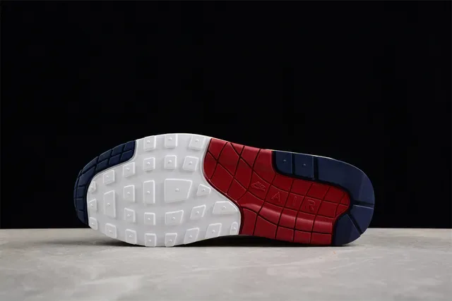 Nike White Navy Low-Top Layered Leather-Mesh Upper Lifestyle Sneakers 13